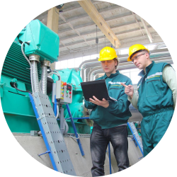 FORMATION À LA DÉMARCHE ERGONOMIQUE Photo de deux hommes sur un chantier